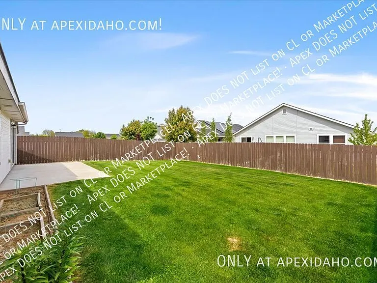 3480 S Avondale Ave — Photo 29