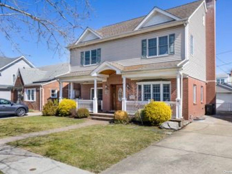 682 Foch Blvd, Williston Park, NY 11596 MLS 3459250 Zillow