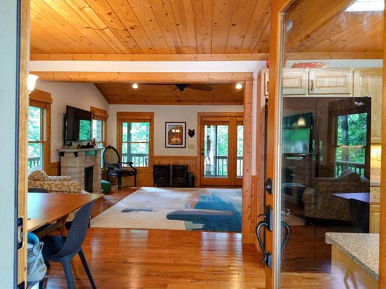 386 Arbor Dr — Photo 11