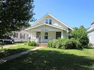 1536 Elk St, Beatrice, NE 68310