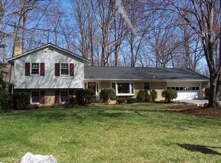 2307 Riviera Dr, Vienna, VA 22181