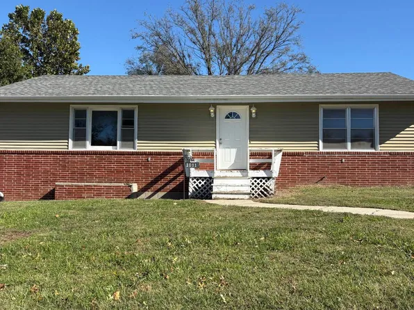 1011 S 15th St, Bethany, MO 64424