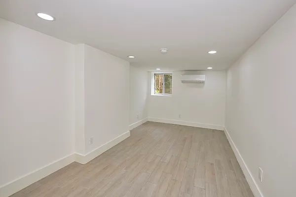 Rented by Compass | media 39