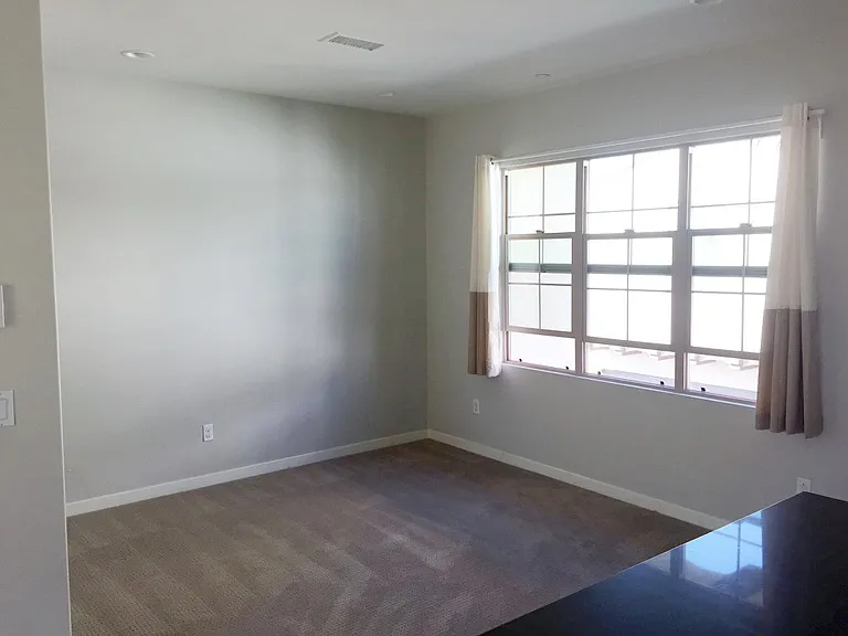 73 Bay Laurel — Photo 2