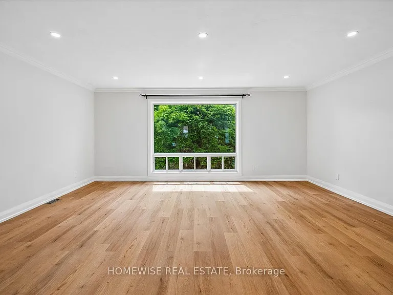 2182 Courtland Dr — Photo 25