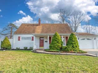 79 Bergen Dr, Little Falls, NJ 07424