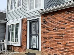 14967 Broadmont Dr, Chesterfield, MO 63017