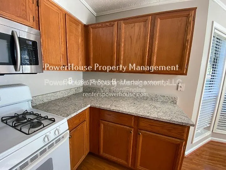 605 Suwanee Lakes Cir — Photo 8
