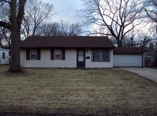 1421 Holly Hill Dr, Champaign, IL