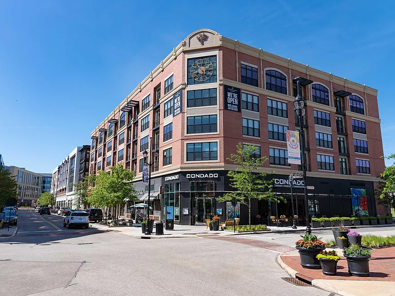 Crocker Park Living — Photo 47