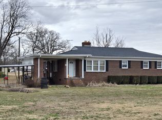 253 Davis Rd, Pelzer, SC 29669