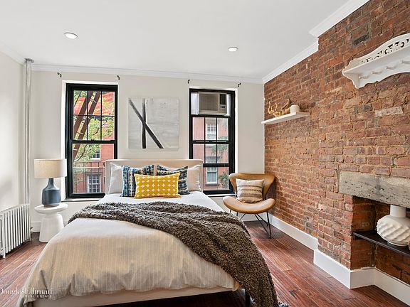 4th image of 86 Horatio St APT 3A