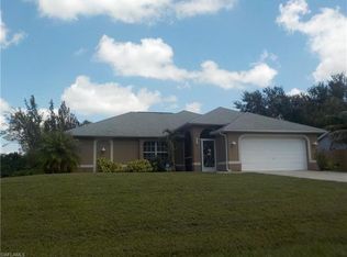 1913 SW 4th St, Cape Coral, FL 33991