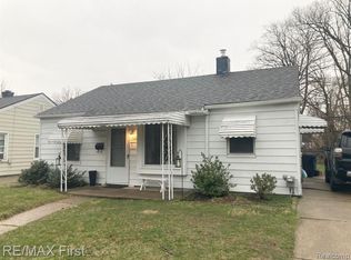 402 Kensington Ave, Ferndale, MI 48220