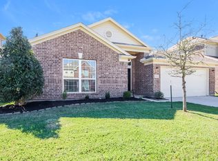 5450 Peppermint Dr, Baytown, TX 77521