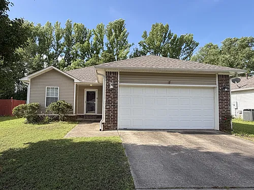 21 Weatherwood Dr Photo 1