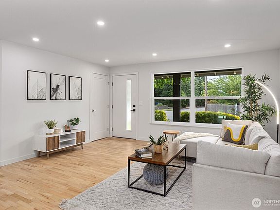 5th image of 10646 SE 236th Street