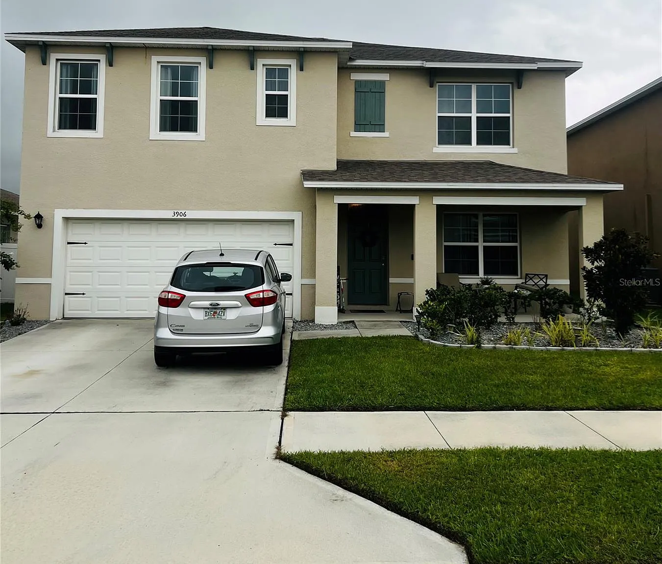 5 bed, 2609 sqft, $2,500 — Photo 1