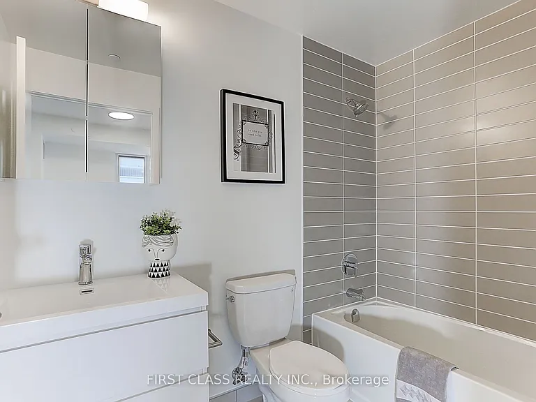 38 Simcoe Prom #514C — Photo 15