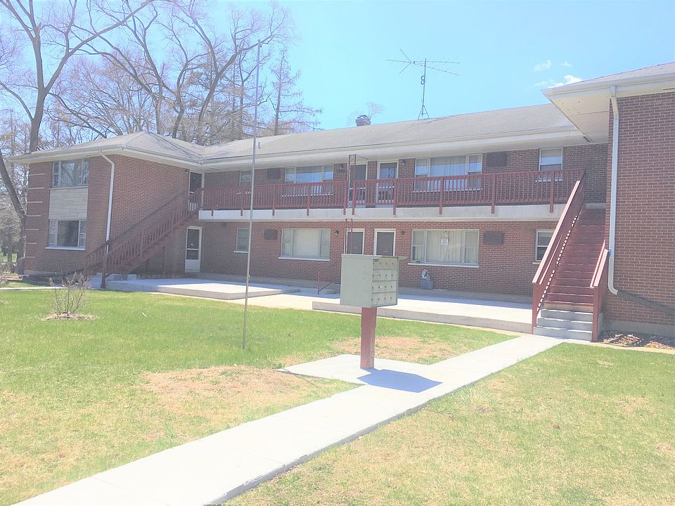 2nd image of 391 W Terra Cotta Ave APT 8