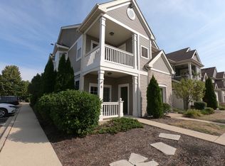 2220 Aurora Dr UNIT 8, Hampshire, IL 60140