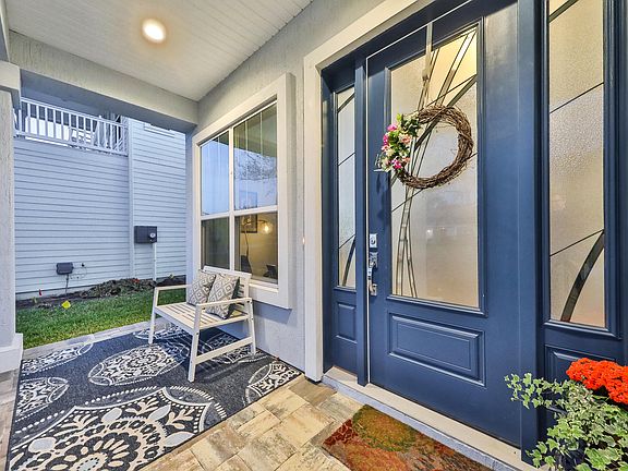 3rd image of 3906 Palm Way