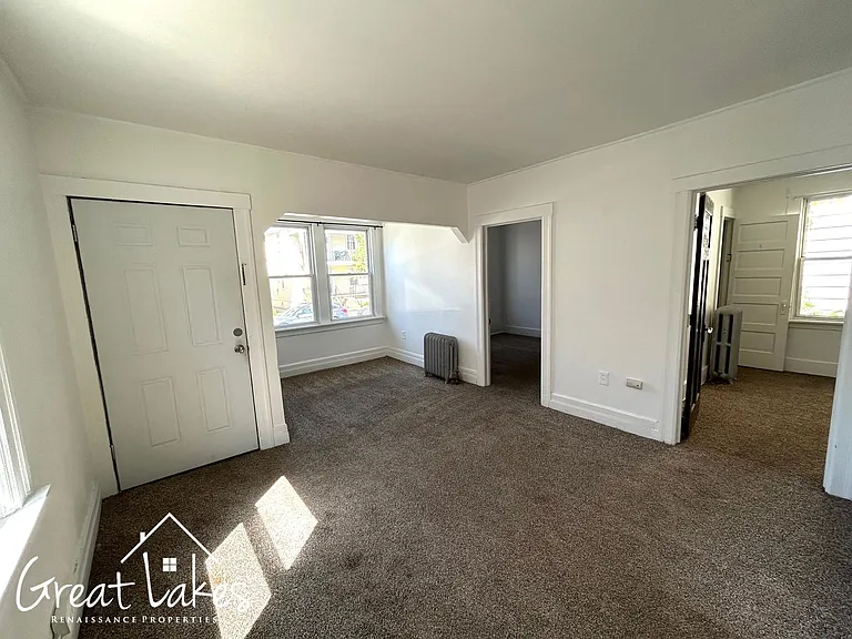 9422 McDougall St — Photo 7