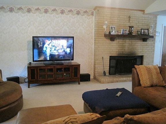 5th image of 309 Wendy Ln