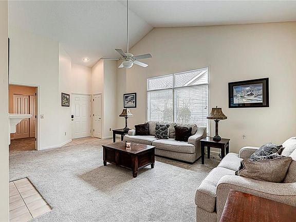 3rd image of 2116 Fahey Dr