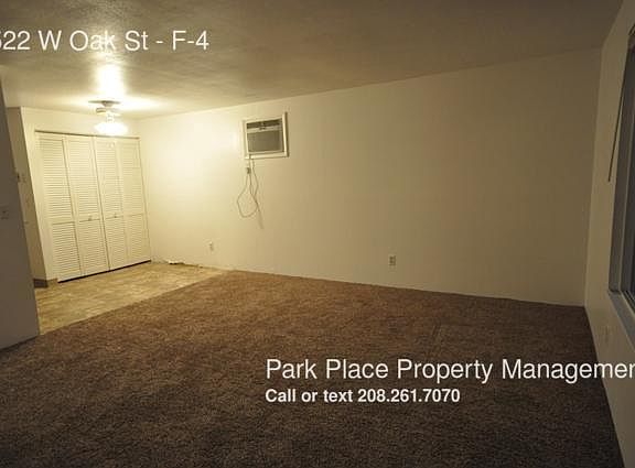 2nd image of 522 W Oak St