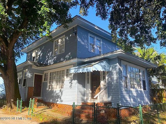 2nd image of 2036 MONCRIEF Road