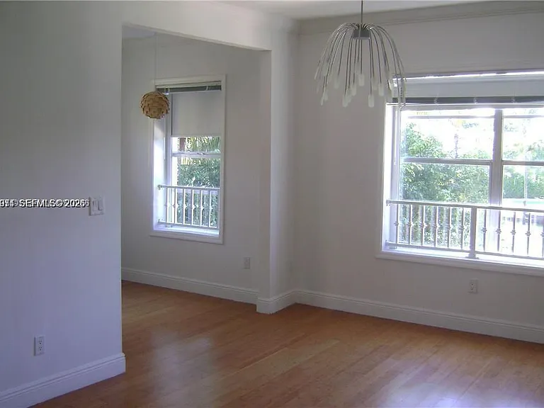 4812 Pine Tree Dr #201 — Photo 5
