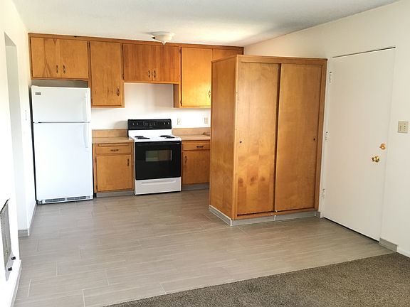 3rd image of 505 Foothill Blvd #105b2deba