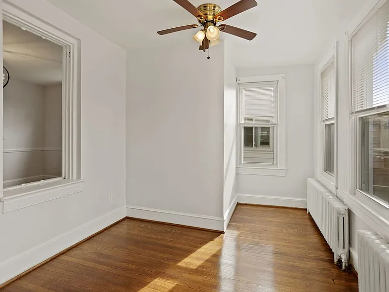 4312 10th St NE — Photo 27