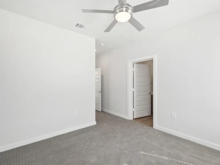 3651-823 S Custer Rd — Photo 15
