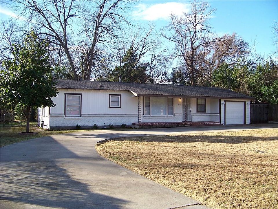 1st image of 5017 White Oak Ln