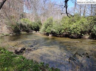 Memorial Park Dr, Sparta, NC 28675