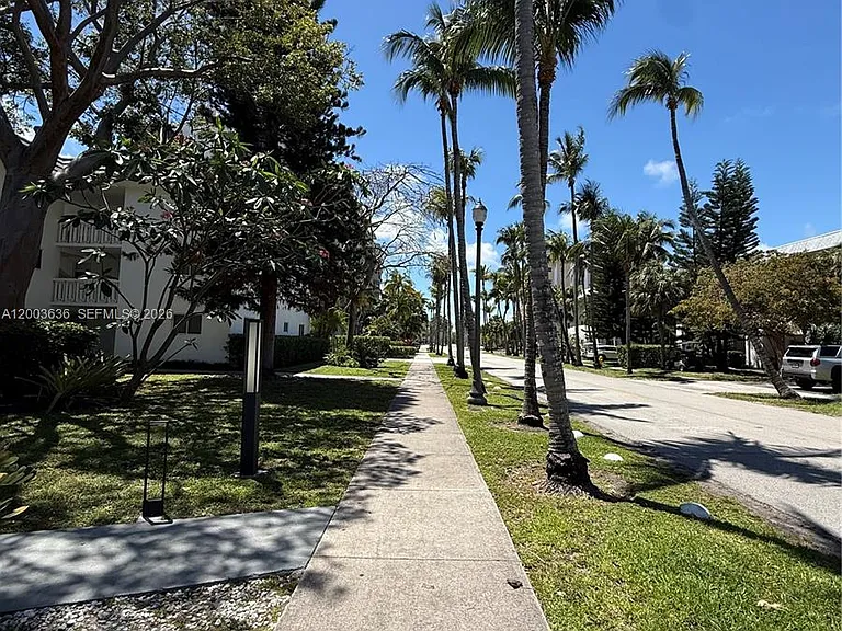 200 Galen Dr #111 — Photo 21