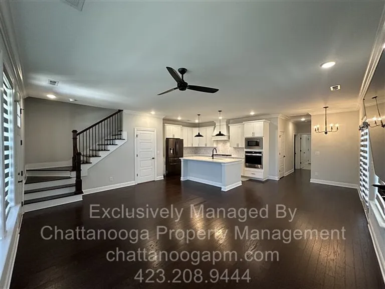 1526 Bowtie Rd — Photo 5