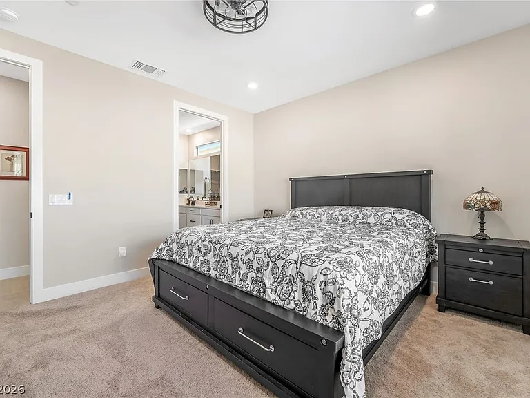 57 Lake Bluff Ct — Photo 13