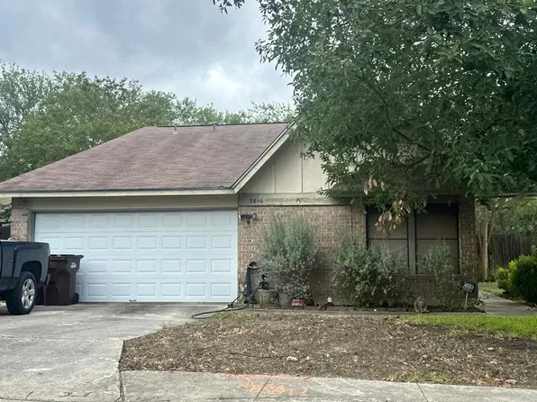 9846 Spruce Ridge Dr, Converse, TX 78109