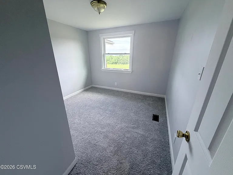302 Draketown Rd — Photo 6