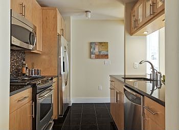 3rd image of 2077 5th Ave