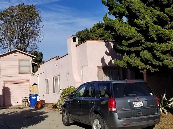 2nd image of 1585 Santa Ynez St