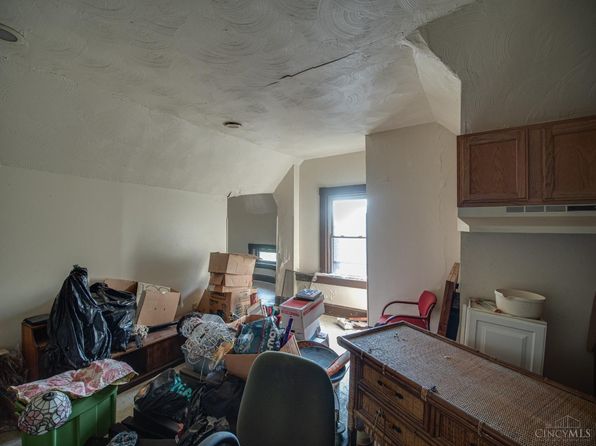 cincinnati-ohio-439767867 picture