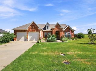 212 Autry Blvd, Gunter, TX 75058