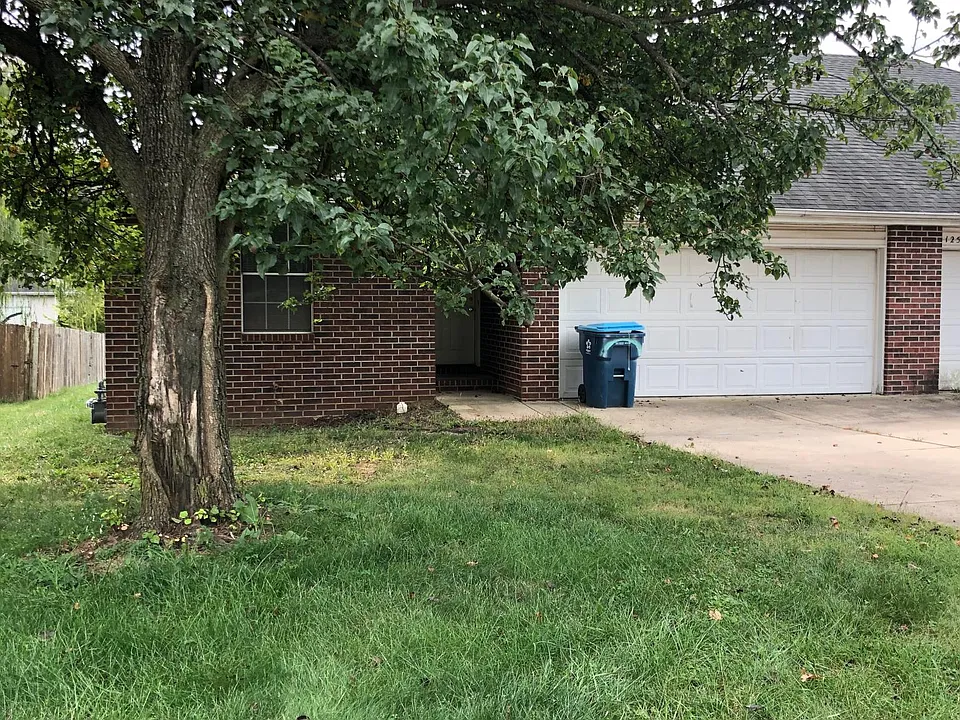1256 Vintage Ln