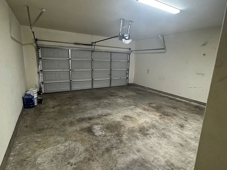 1300 Chicon St #A — Photo 16