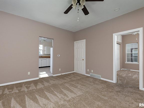 5th image of 2727 Boies Ave