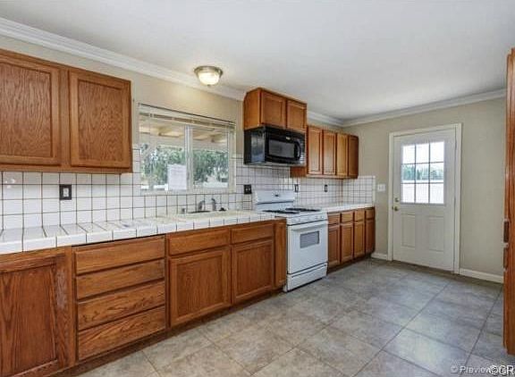 4th image of 4570 Temescal Ave